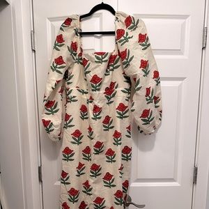 Beautiful tulip Rhode dress